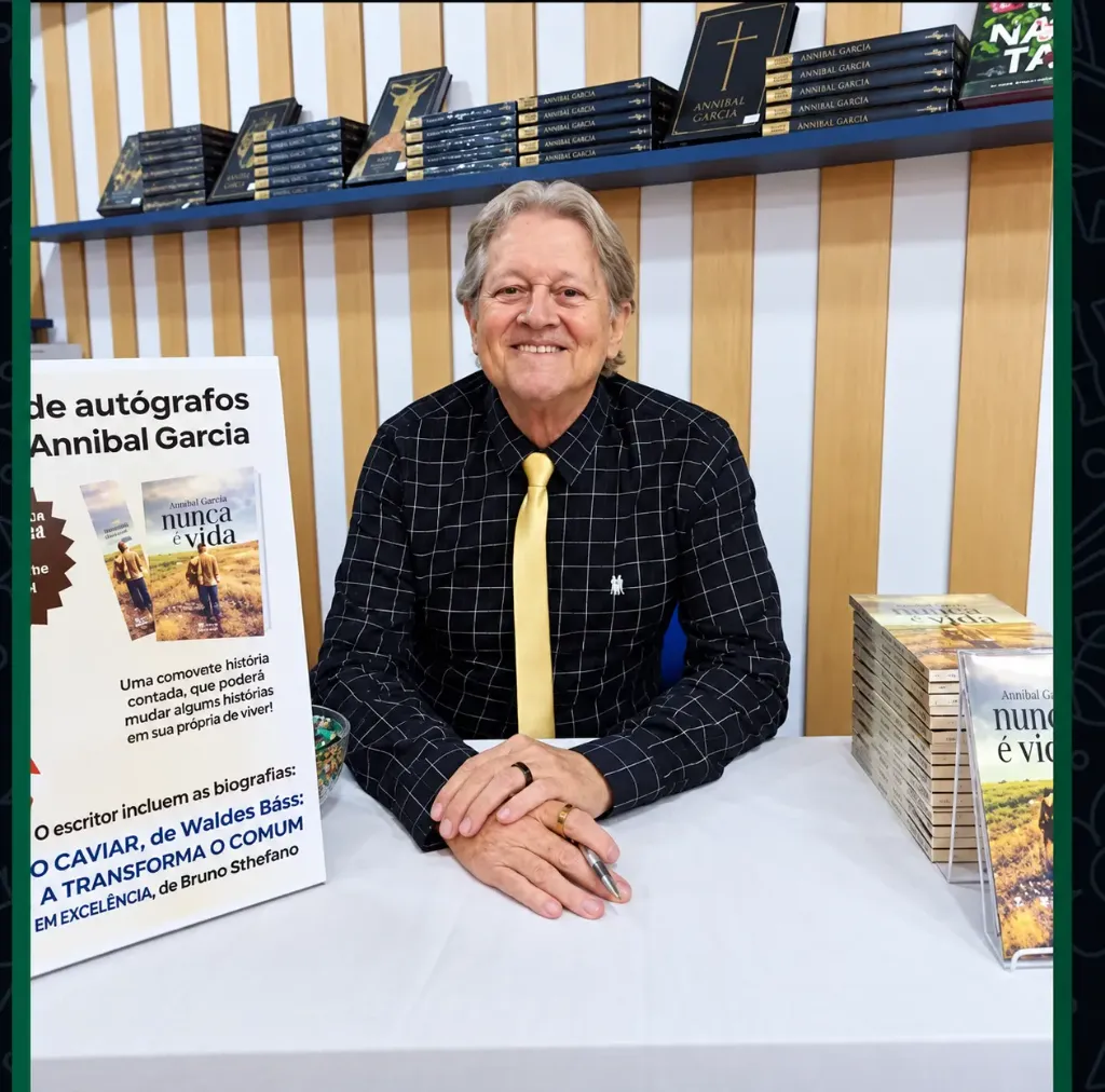 Foto de Annibal Garcia, autor de Você Pode Amar a Vida